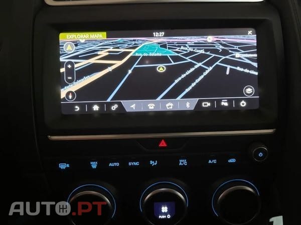 Jaguar E-Pace 2.0 i4D R-Dynamic S — fotografia 17