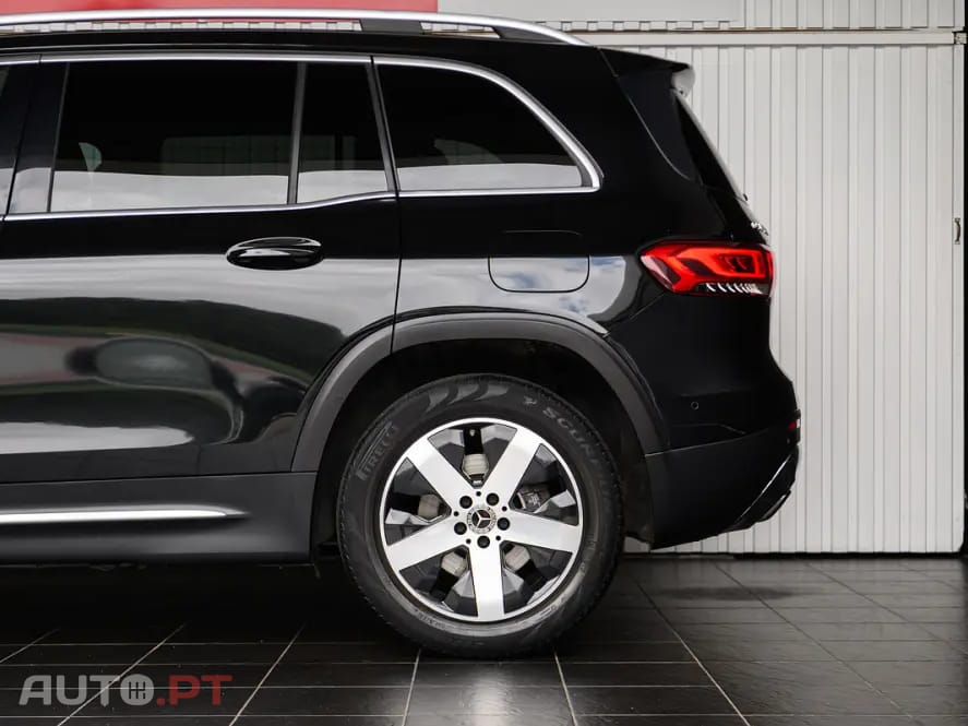 Mercedes-Benz GLB 200 d