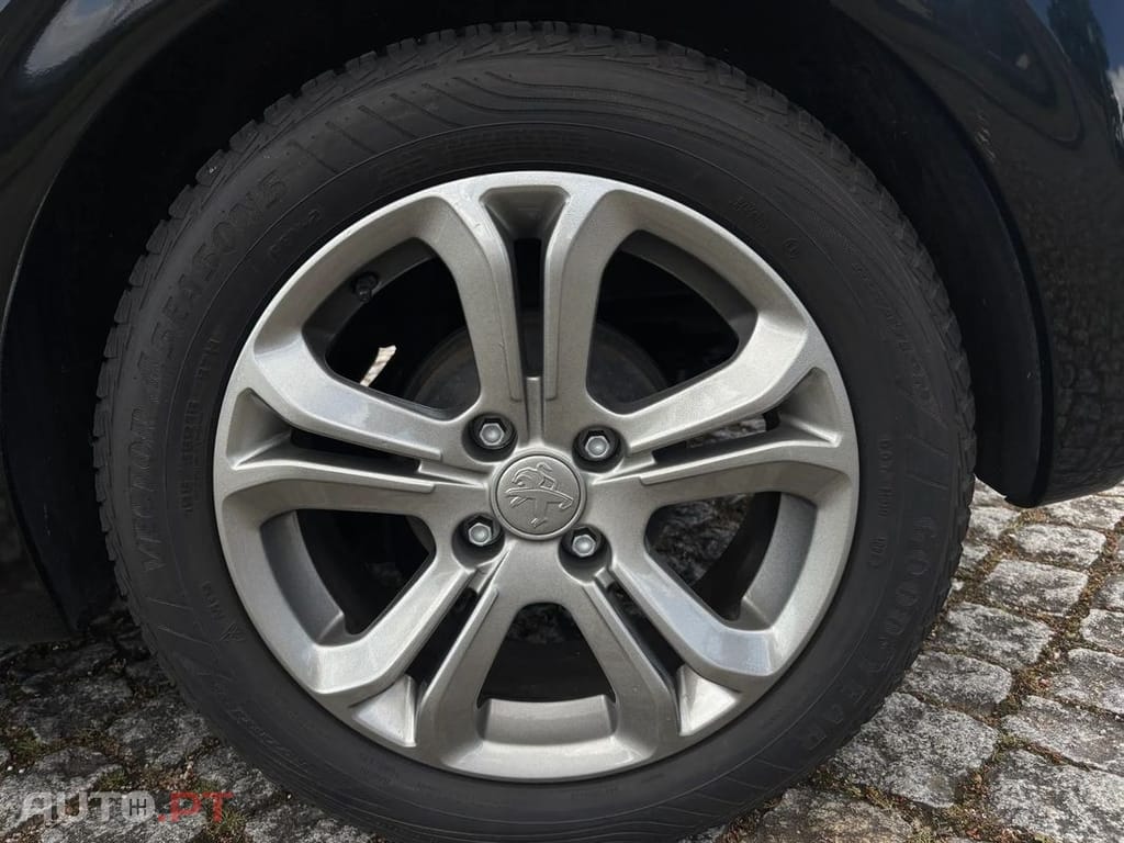 Peugeot 208 1.6 BlueHDi Active