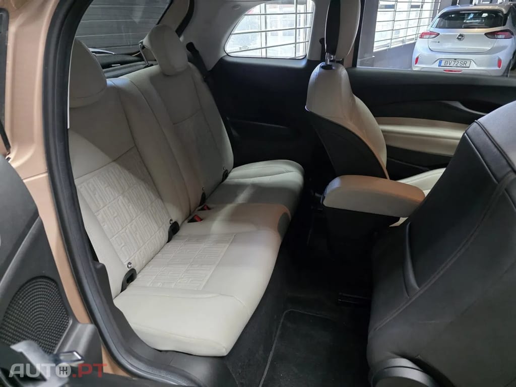 Fiat 500e La Prima