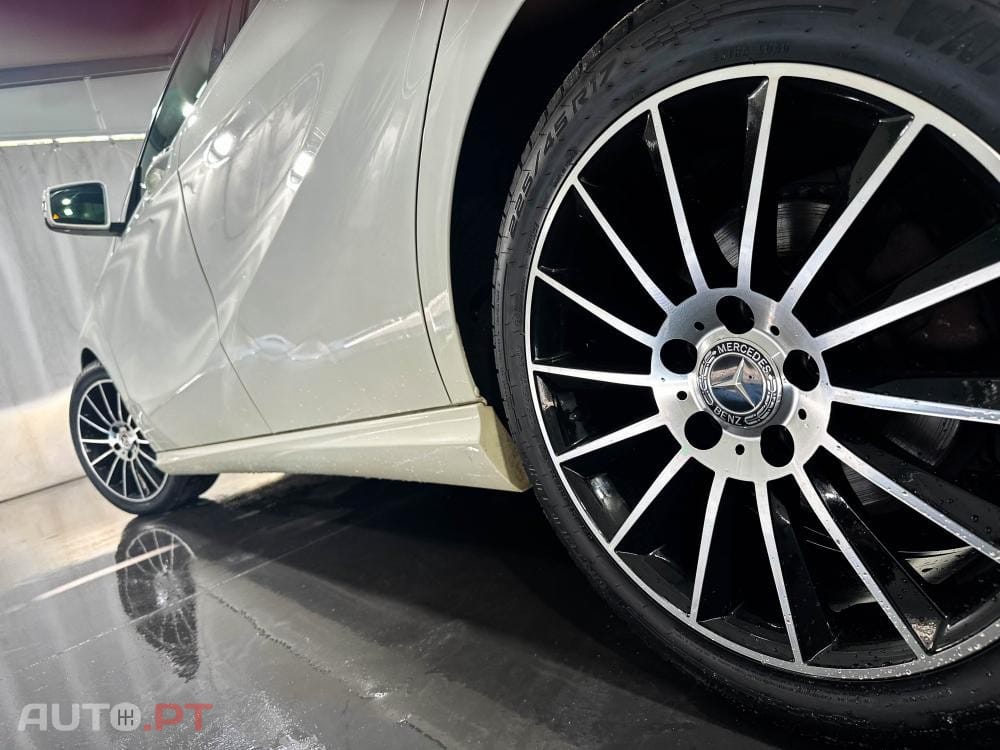 Mercedes-Benz A 180 d 7G-DCT AMG Line