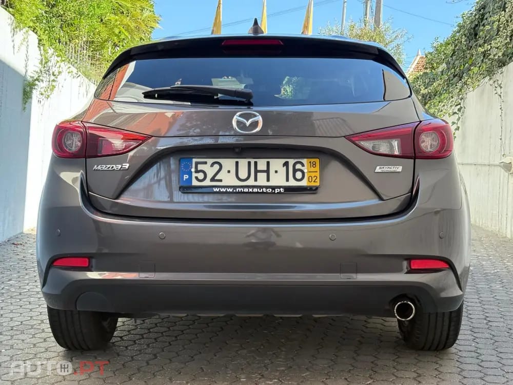 Mazda 3 1.5 Sky-G Evolve HS Navi