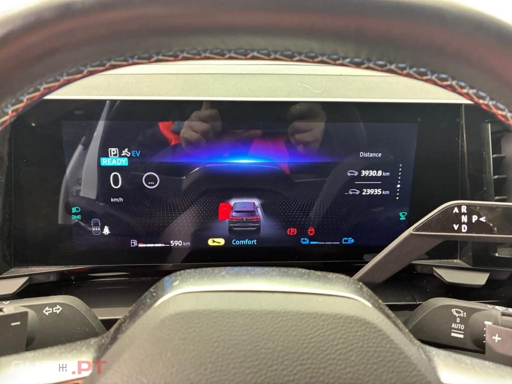 Renault Austral 1.2 E-Tech Iconic Esprit Alpine