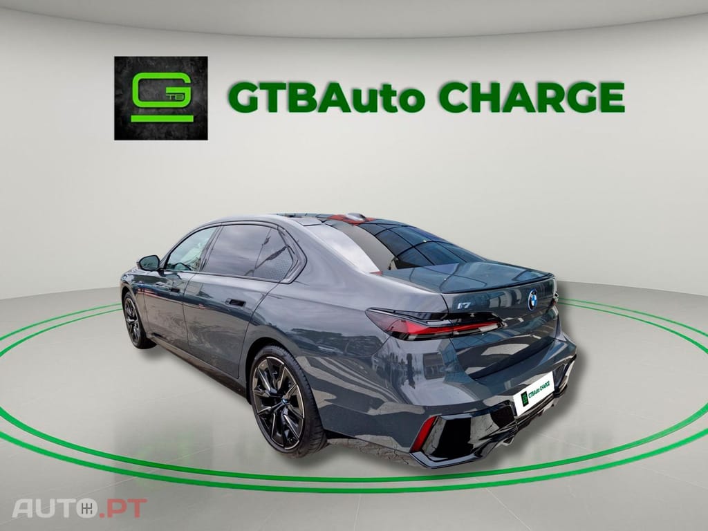 BMW i7 I.V.A DEDUTÍVEL eDrive50
