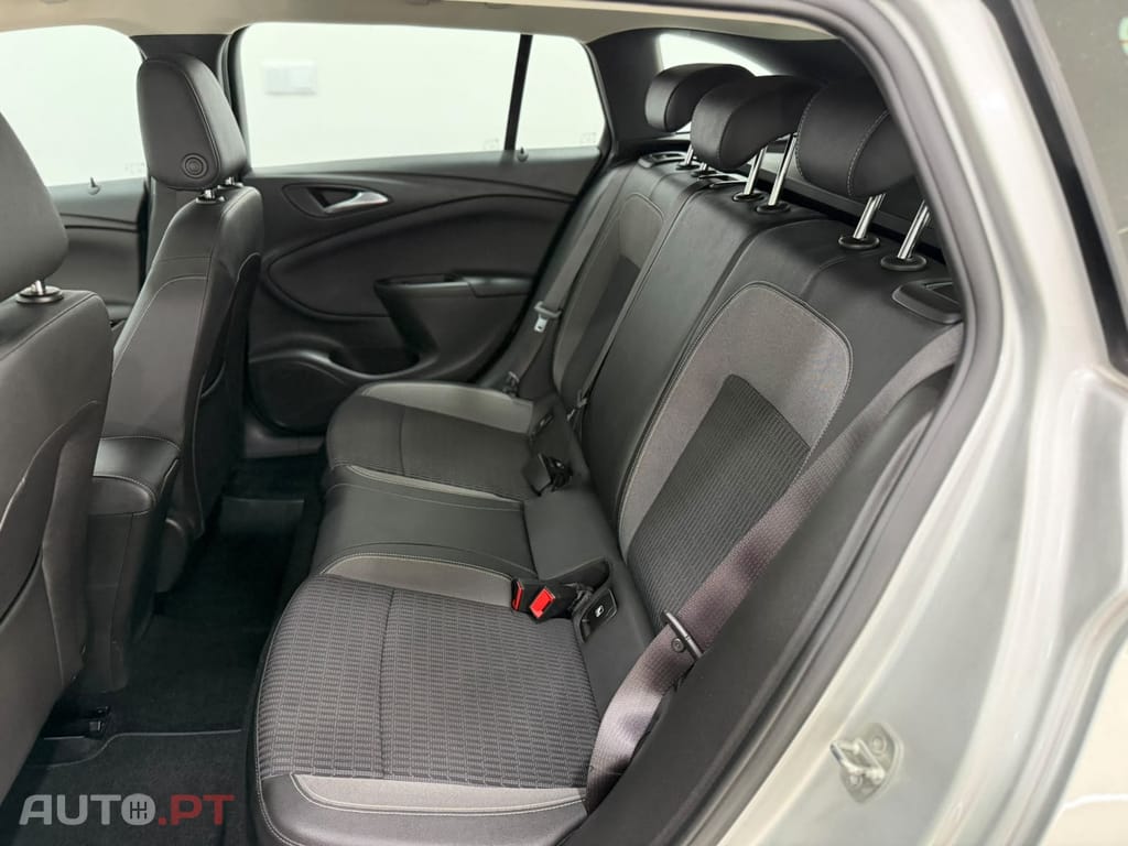 Opel Astra Sports Tourer 1.5 D Design & Tech S/S