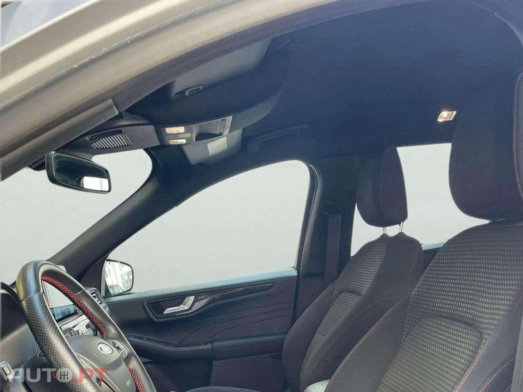 Ford Kuga 1.5 TDCi EcoBlue ST-Line