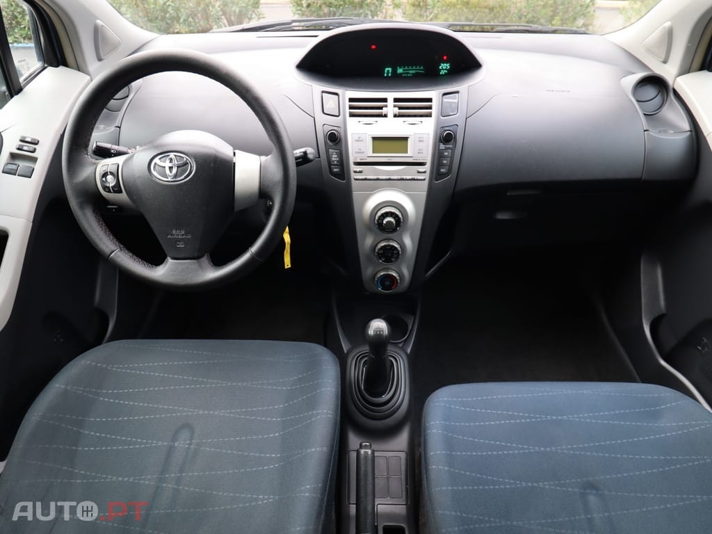 Toyota Yaris 1.0 VVT-i