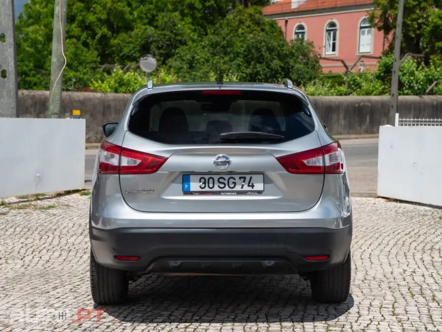 Nissan Qashqai 1.5 dCi N-Connecta