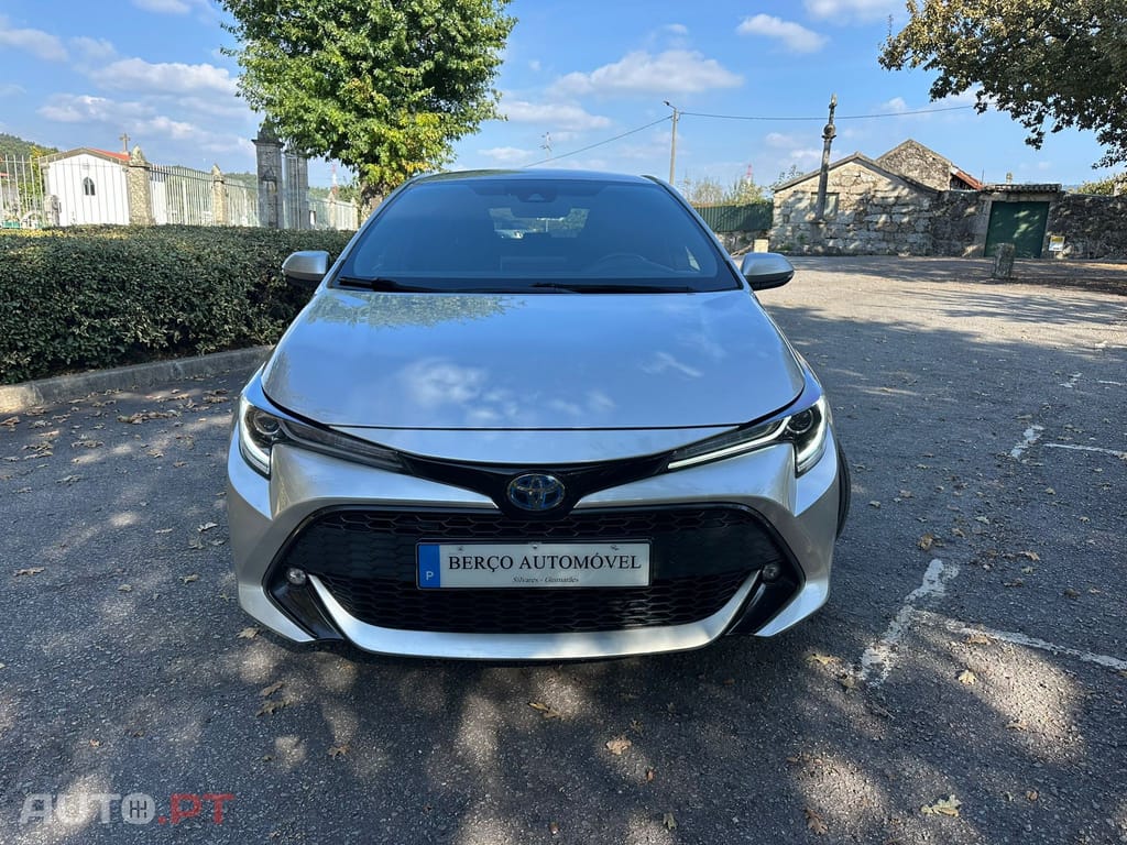 Toyota Corolla 2.0 Hybrid Square Collection