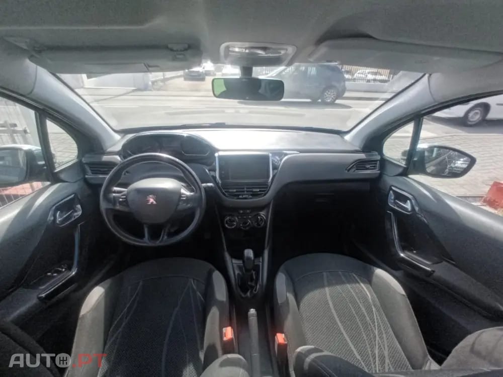 Peugeot 208 1.4 HDi Active