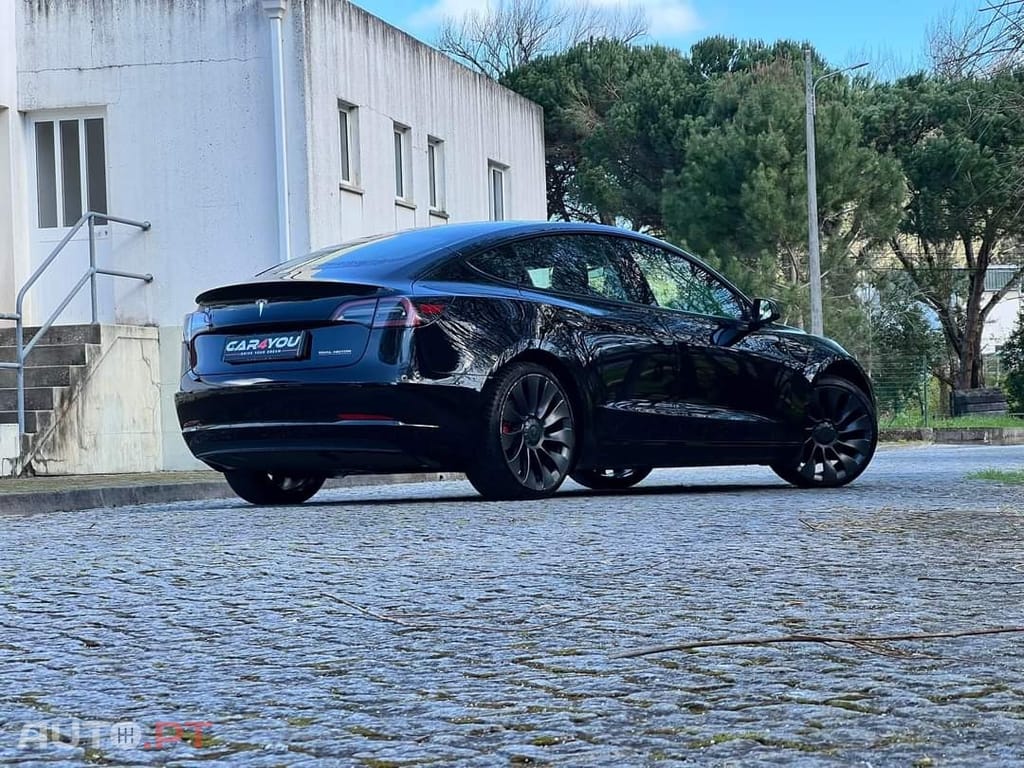 Tesla Model 3 Performance Dual Motor AWD