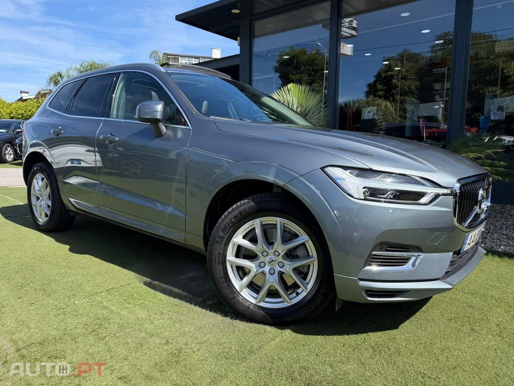 Volvo XC60 2.0 T8 PHEV Momentum Plus AWD