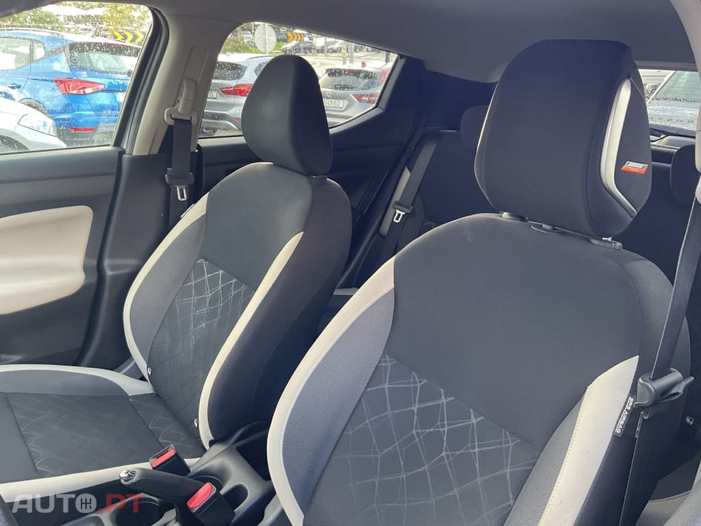 Nissan Micra 1.0 IG-T N-Design Black CVT