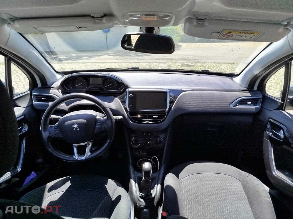 Peugeot 208 Style 1.2 Puretech