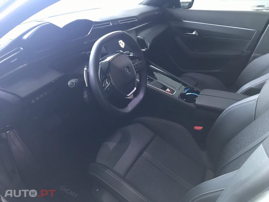 Peugeot 508 1.6 Hybrid Allure e-EAT8