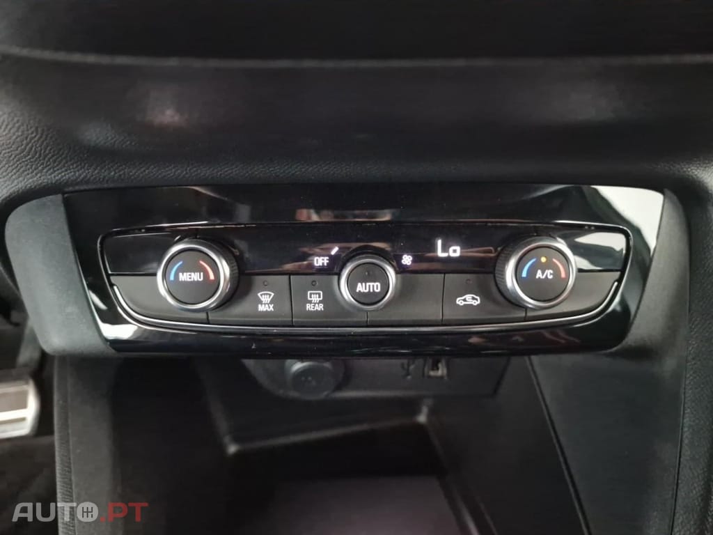 Opel Corsa-E I.V.A DEDUTÍVEL 100kw GS