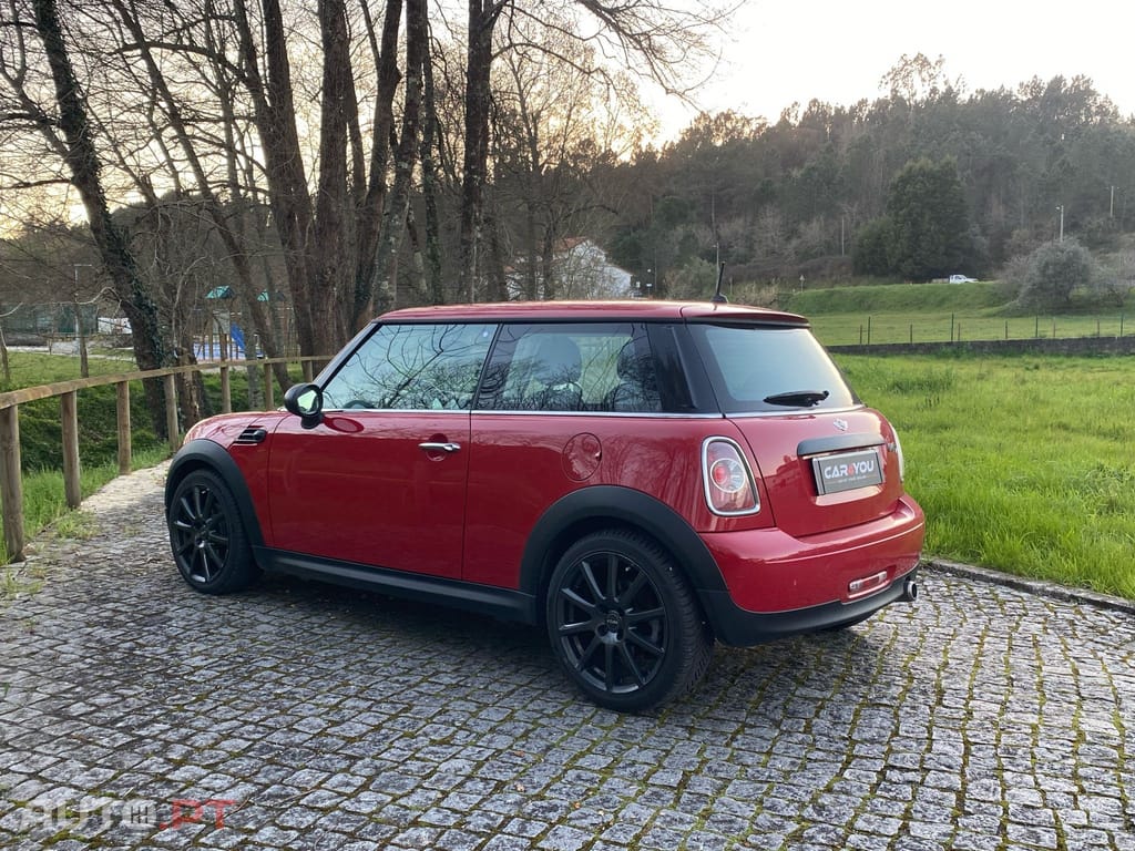 MINI Cooper One D