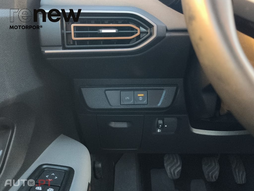 Dacia Sandero Stepway 1.0 ECO-G 100 Extreme +