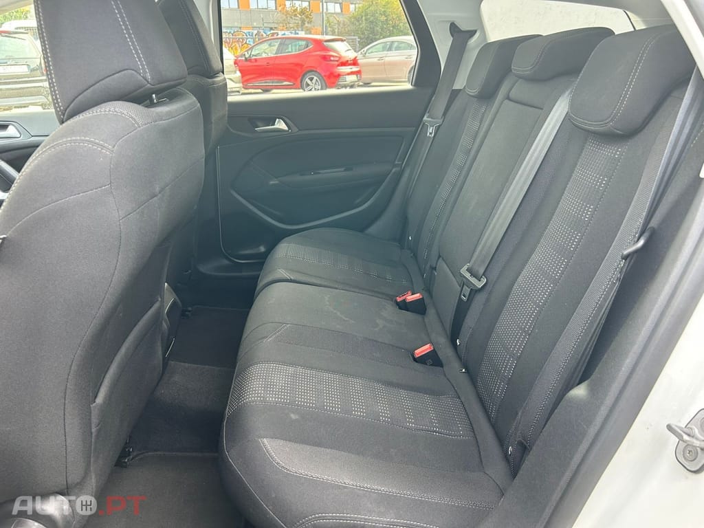 Peugeot 308 1.6 BlueHDi Allure