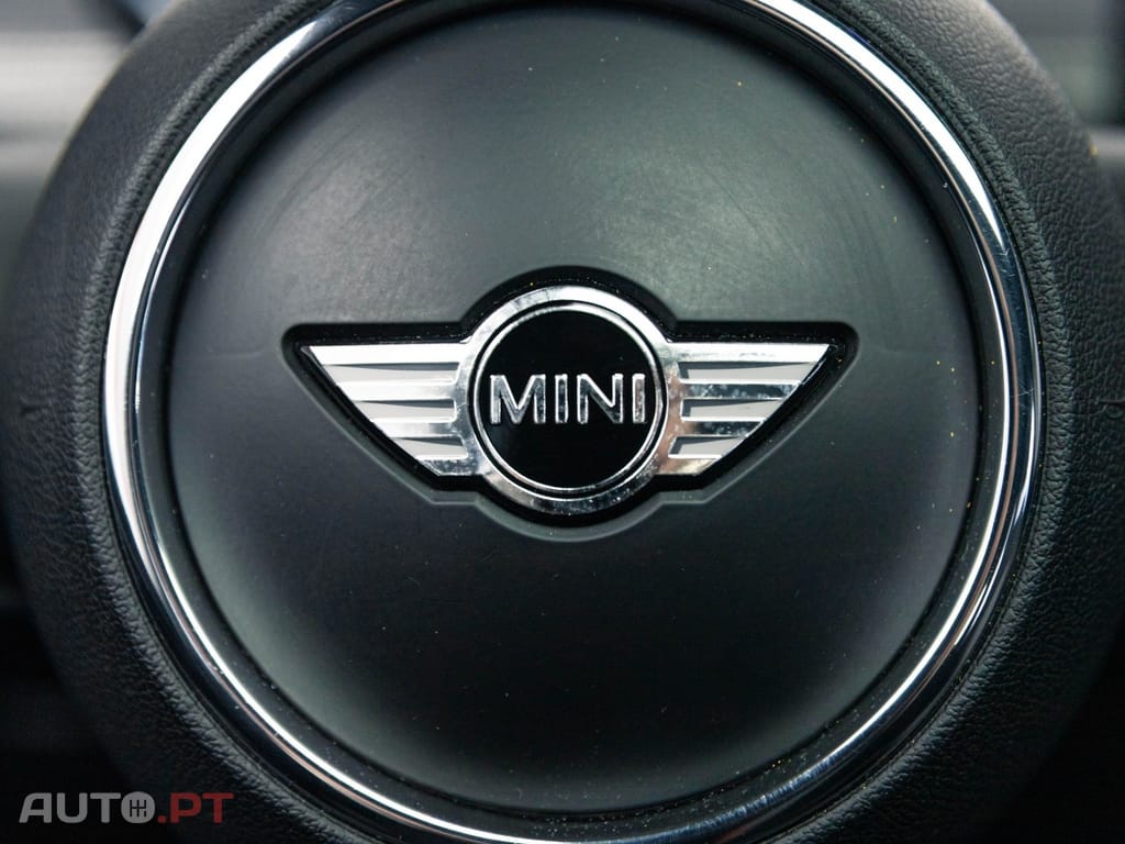 MINI Cooper Cooper D Auto