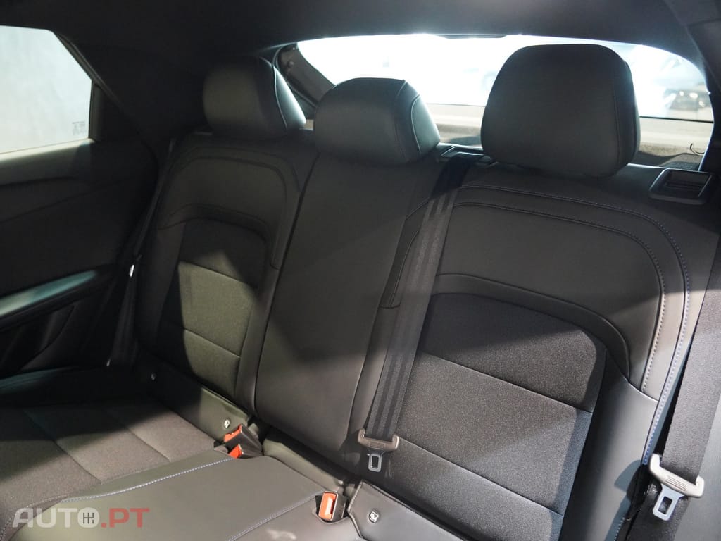 MG MG4 64 kWh Luxury