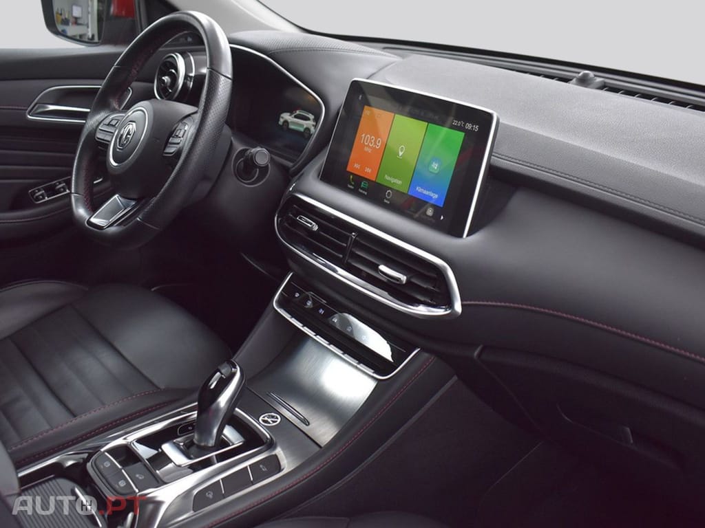 MG EHS I.V.A DEDUTIVEL PHEV 1.5 T-GDI Luxury 