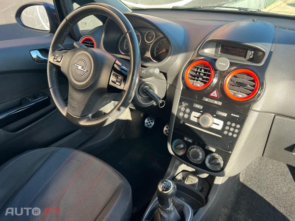 Opel Corsa 1.2 Black Edition