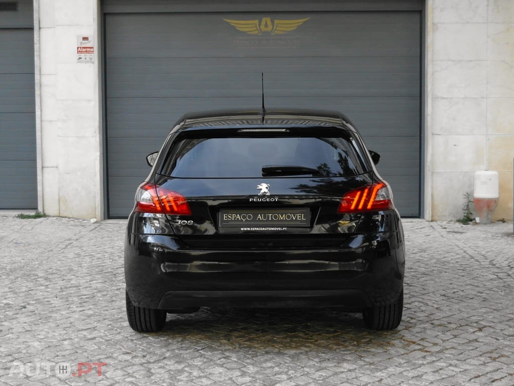 Peugeot 308 1.2 PureTech Style