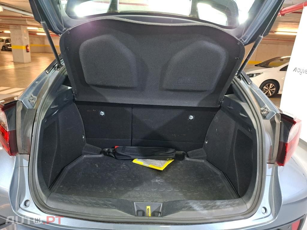 Toyota C-HR 1.8 HYBRID COMFORT