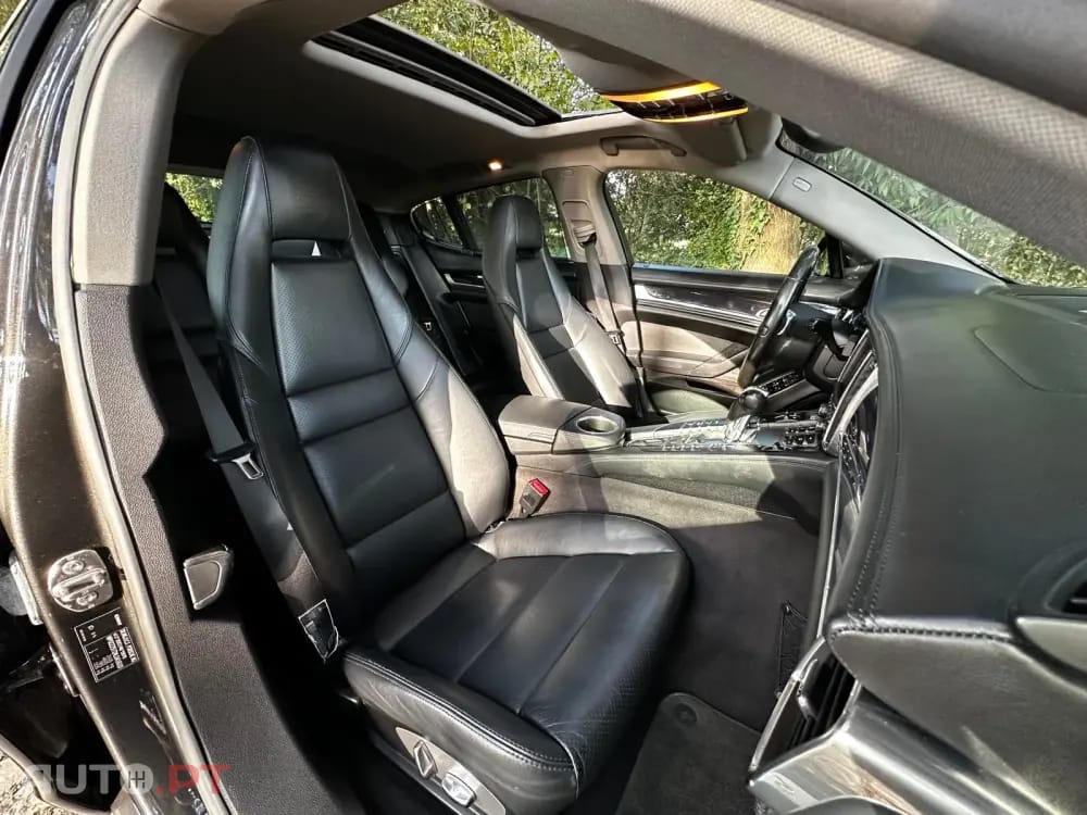 Porsche Panamera S PDK