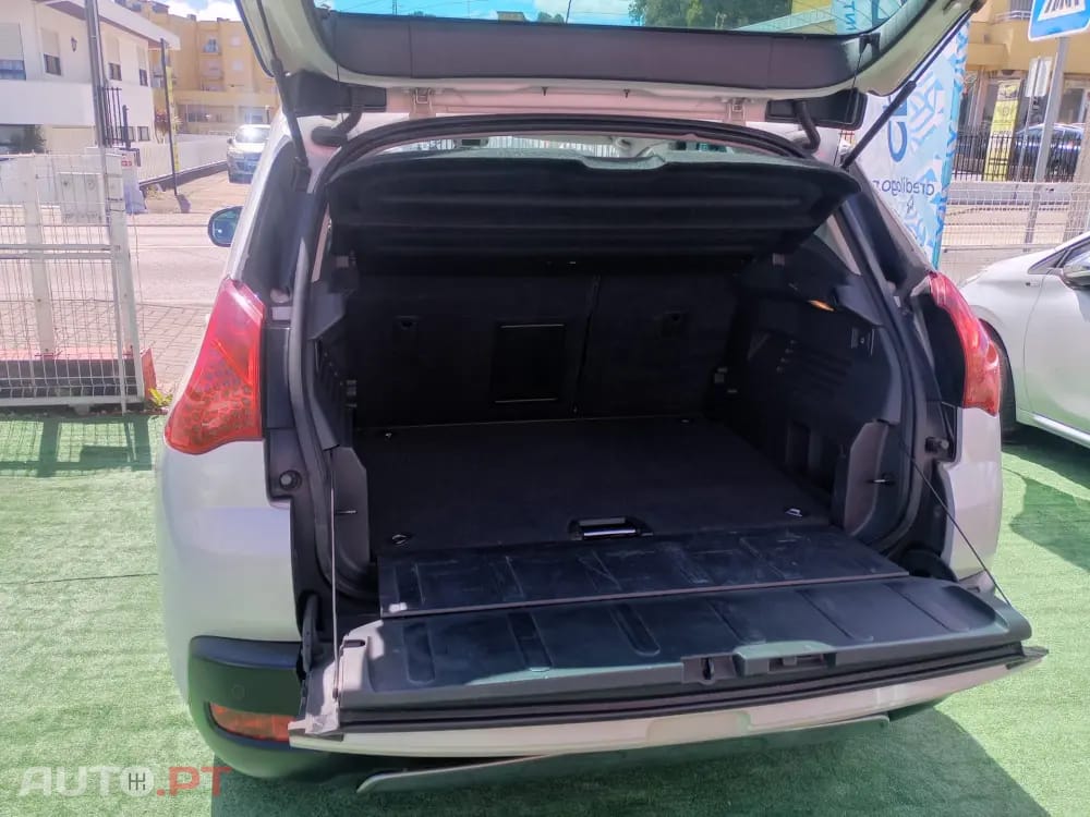 Peugeot 3008 1.6 HDi Roland Garros