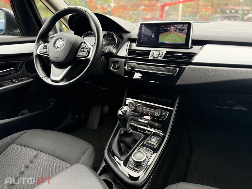 BMW 218 d 7L Line Luxury