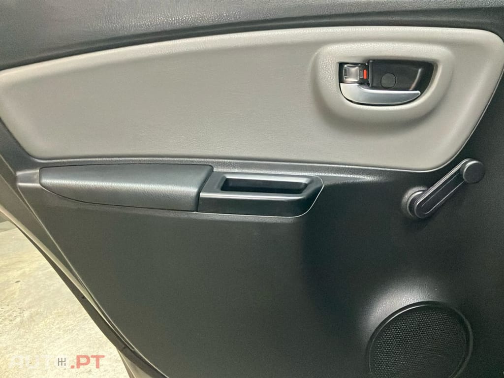 Toyota Yaris 1.0 VVT-i Comfort