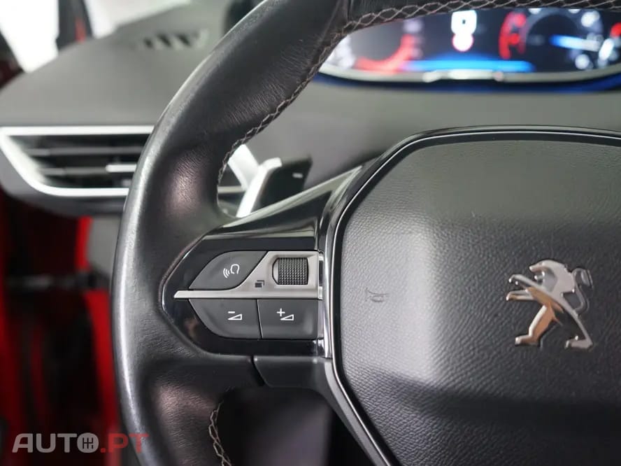 Peugeot 3008 1.2 PureTech Allure EAT8