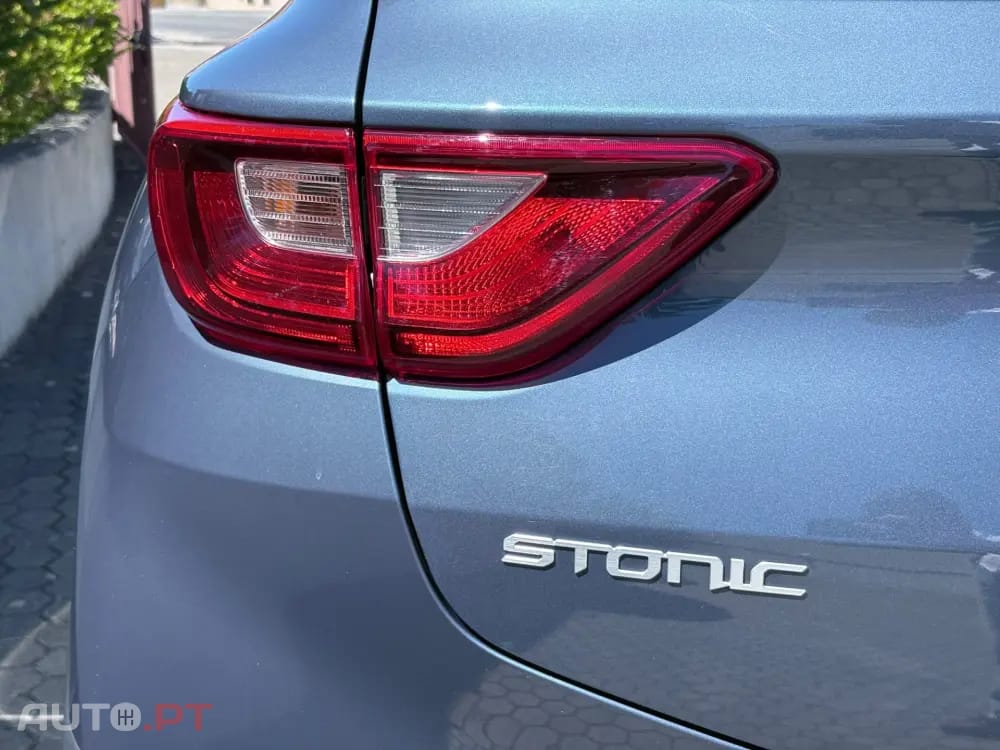 Kia Stonic 1.0 T-GDI Drive