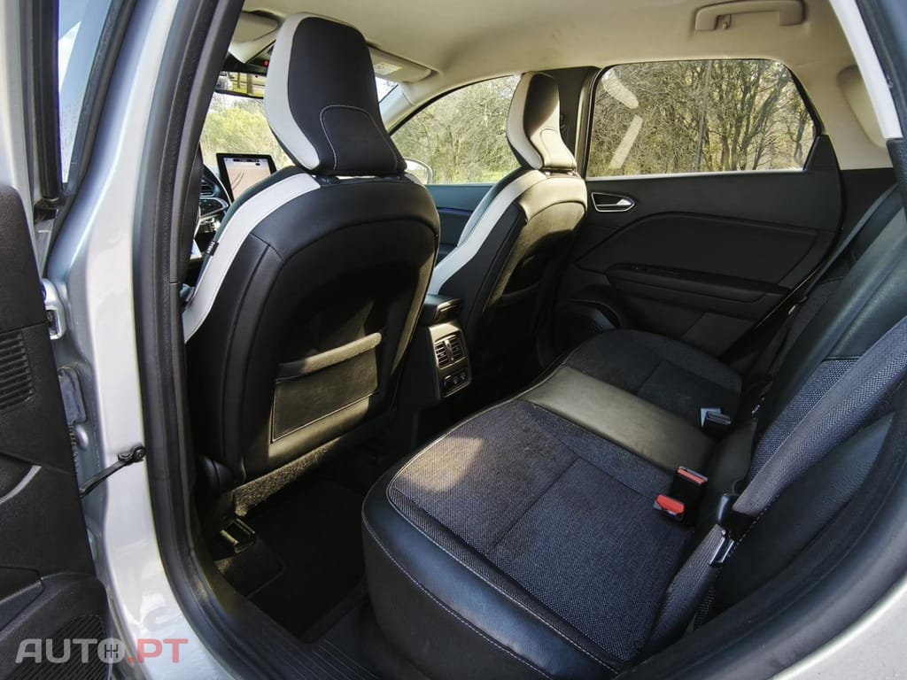 Renault Captur 1.3 TCe Exclusive EDC