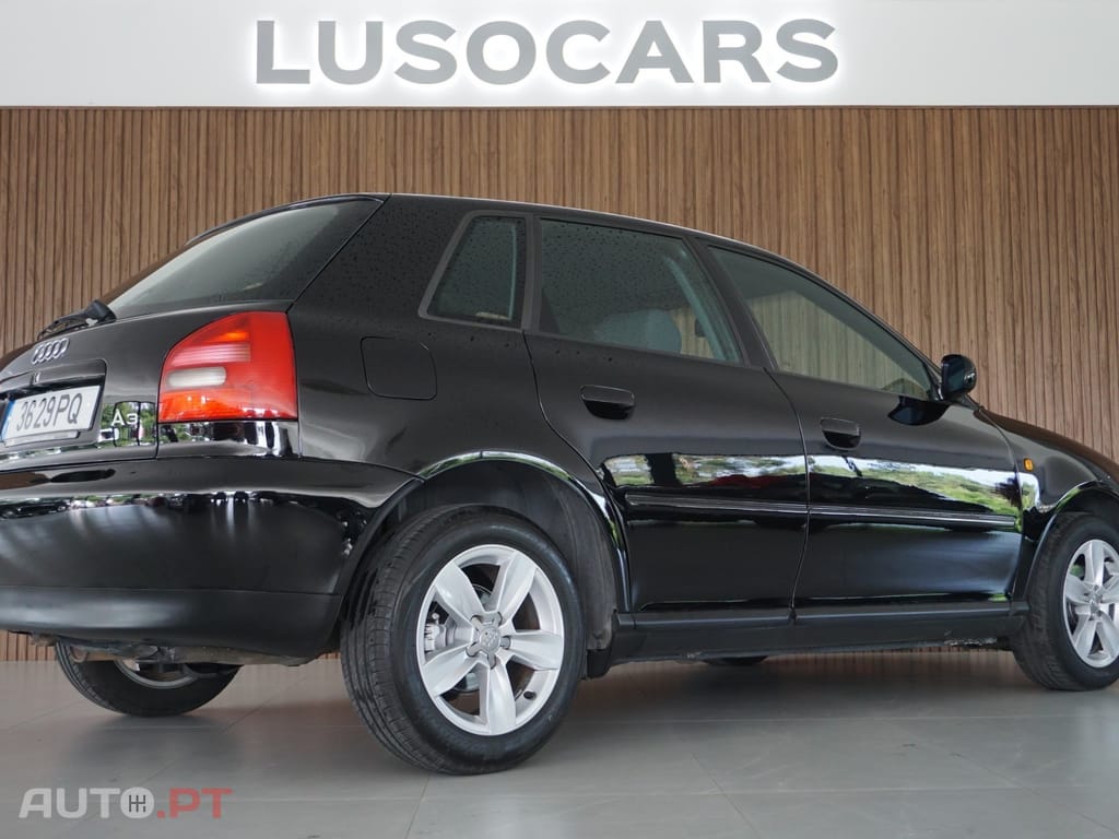 Audi A3 Sportback 1.6 Ambiente