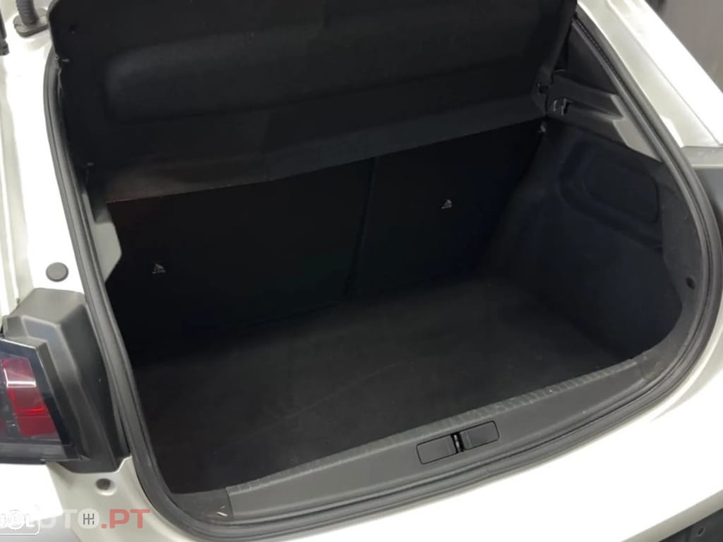 Peugeot E-208 Active Pack
