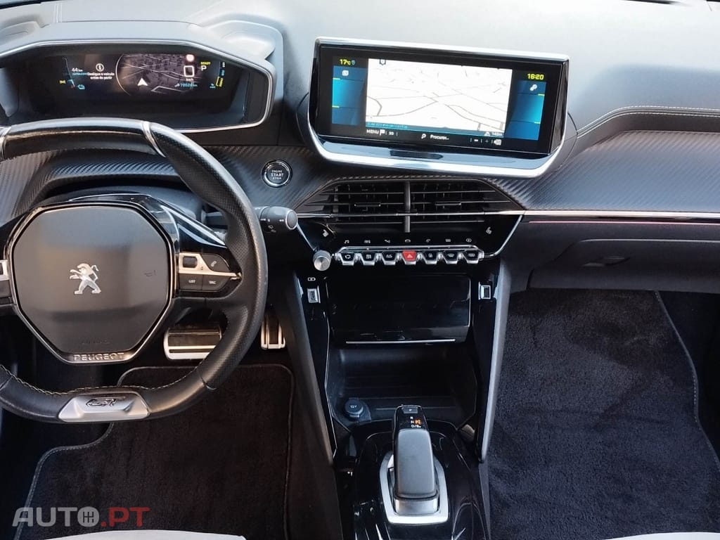 Peugeot E-2008 50 kWh GT