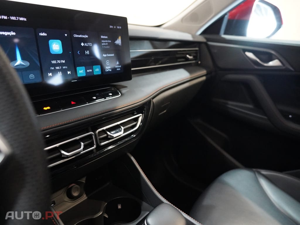 MG HS 1.5 T-GDI Plug In Hybrid Luxury