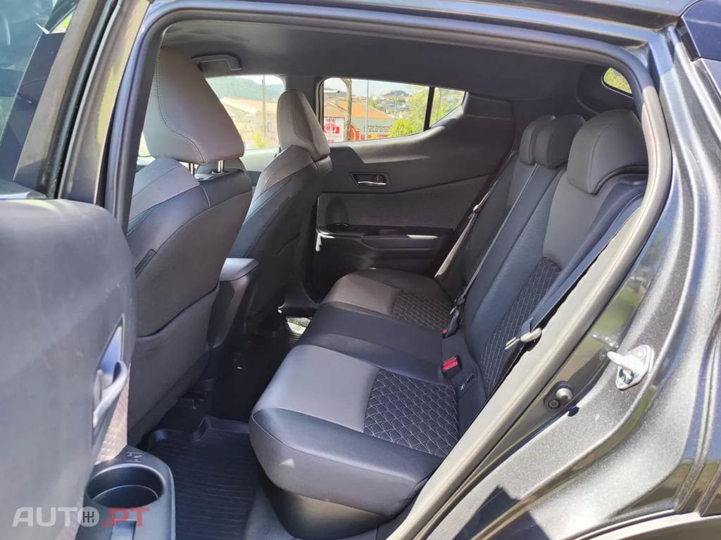 Toyota C-HR 1.8 HSD Exclusive+P.Luxury