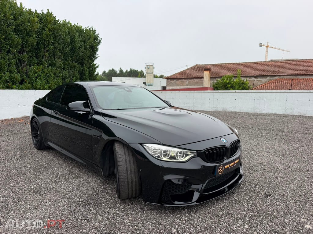 BMW M4 Auto