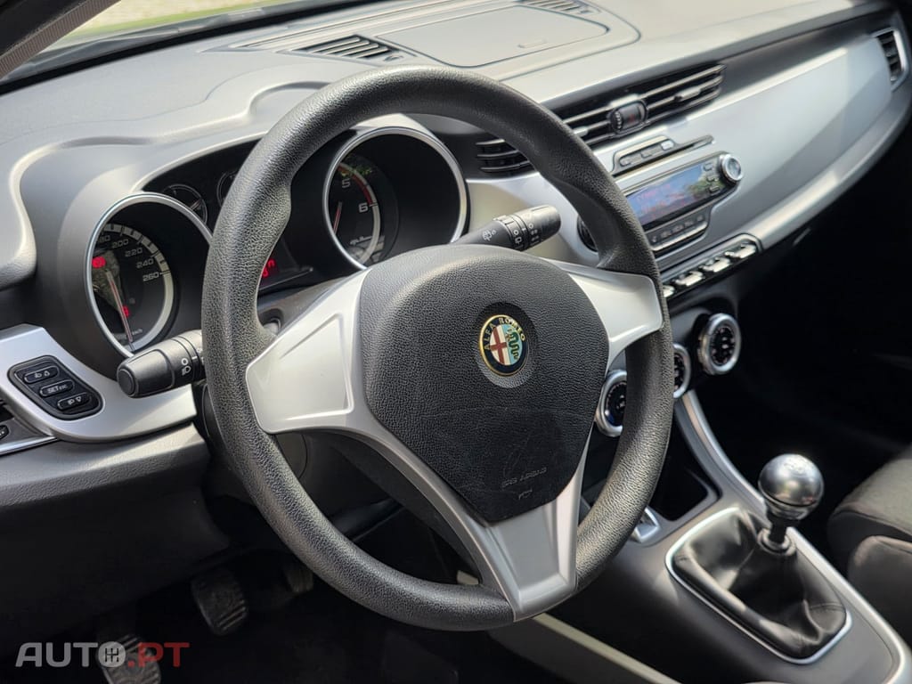 Alfa Romeo Giulietta 1.6 JTDm Progression