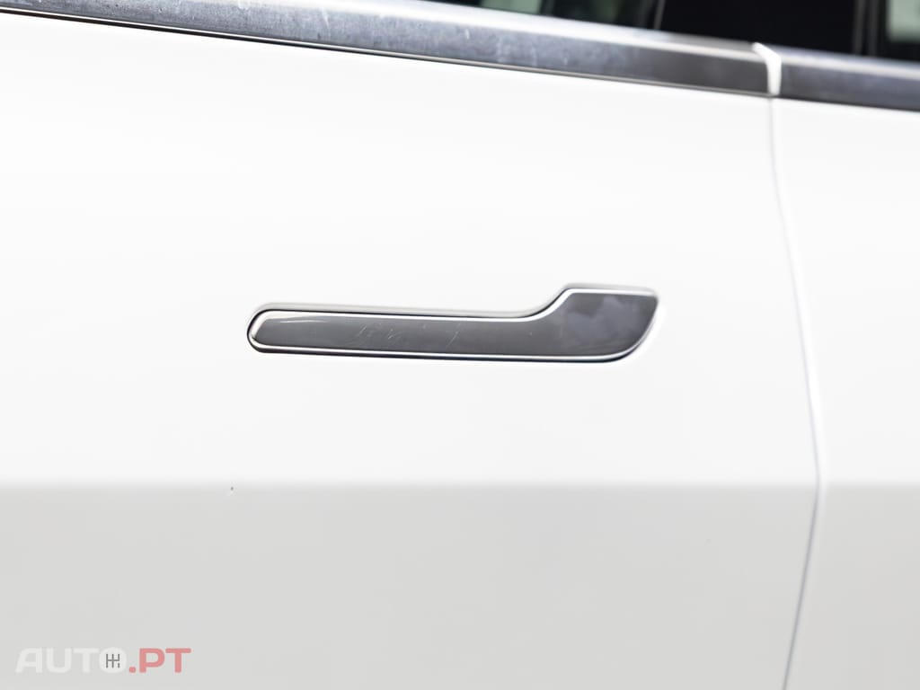 Tesla Model 3 AWD Dual Motor Performance