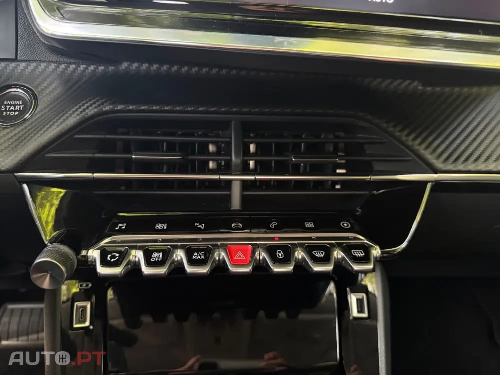 Peugeot E-208 50 kWh Allure Pack