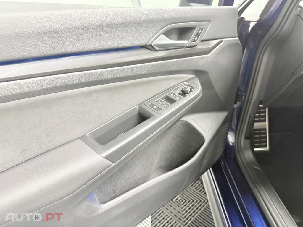 Volkswagen Golf GTI 2.0 TSI OPF DSG Performance