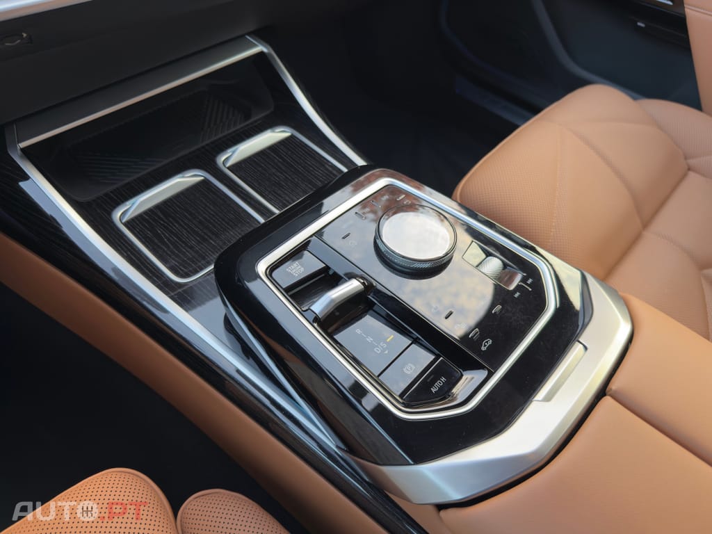 BMW 750 e xDrive Pack-M Pro