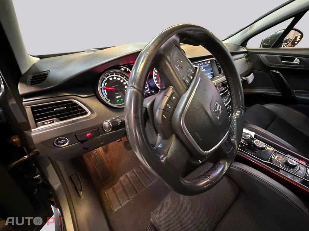 Peugeot 508 RXH 2.0 HDi Hybrid4 2-Tronic — fotografia 13