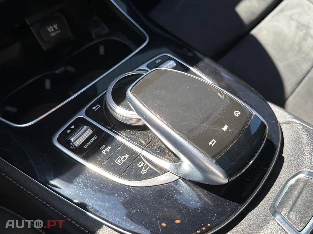 Mercedes-Benz E 300 300 de 9G-TRONIC AMG Line