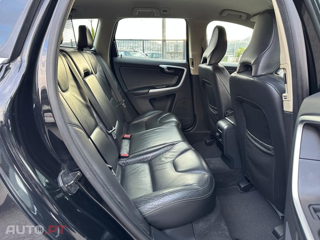 Volvo XC60 2.0 D3 Drive R-Design
